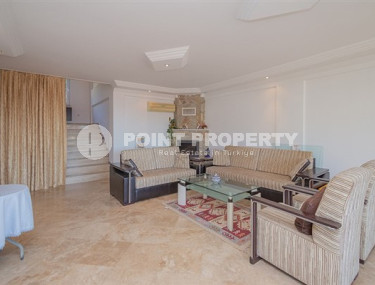 Огромная четырёхкомнатная вилла 2006 года постройки в районе Джикджилли, Аланья-id-3016-фото-2