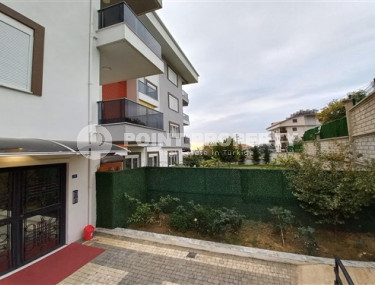 Четырёхкомнатная квартира с роскошным ремонтом и выходом в собственный сад, в районе Хасбахче, центр Аланьи-id-3018-фото-3