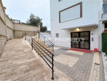 Четырёхкомнатная квартира с роскошным ремонтом и выходом в собственный сад, в районе Хасбахче, центр Аланьи-id-3018-фото-4