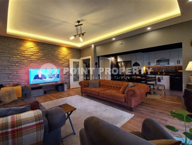 Четырёхкомнатная квартира с роскошным ремонтом и выходом в собственный сад, в районе Хасбахче, центр Аланьи-id-3018-фото-5