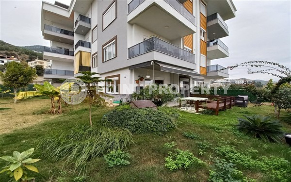 Четырёхкомнатная квартира с роскошным ремонтом и выходом в собственный сад, в районе Хасбахче, центр Аланьи-id-3018-фото-24