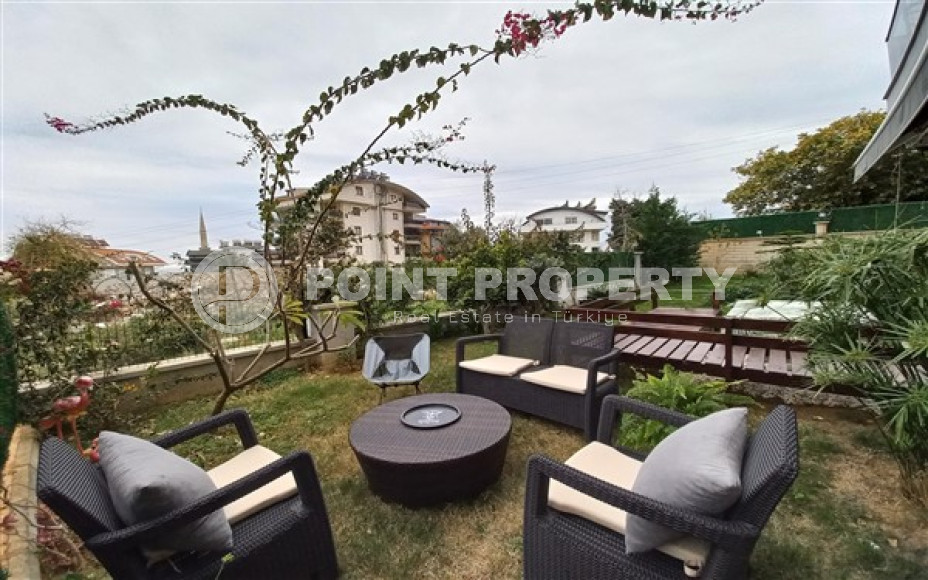 Четырёхкомнатная квартира с роскошным ремонтом и выходом в собственный сад, в районе Хасбахче, центр Аланьи-id-3018-фото-26