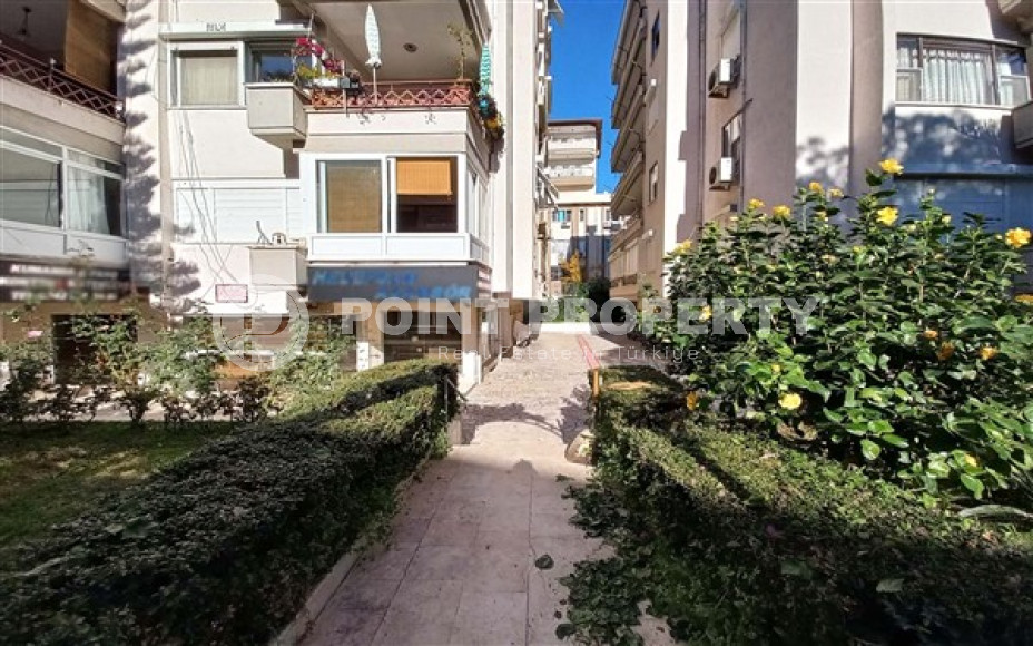 Недорогая квартира 3+1 в турецком доме в центре Аланьи, 150 метров до моря, отдельная кухня-id-3020-фото-17