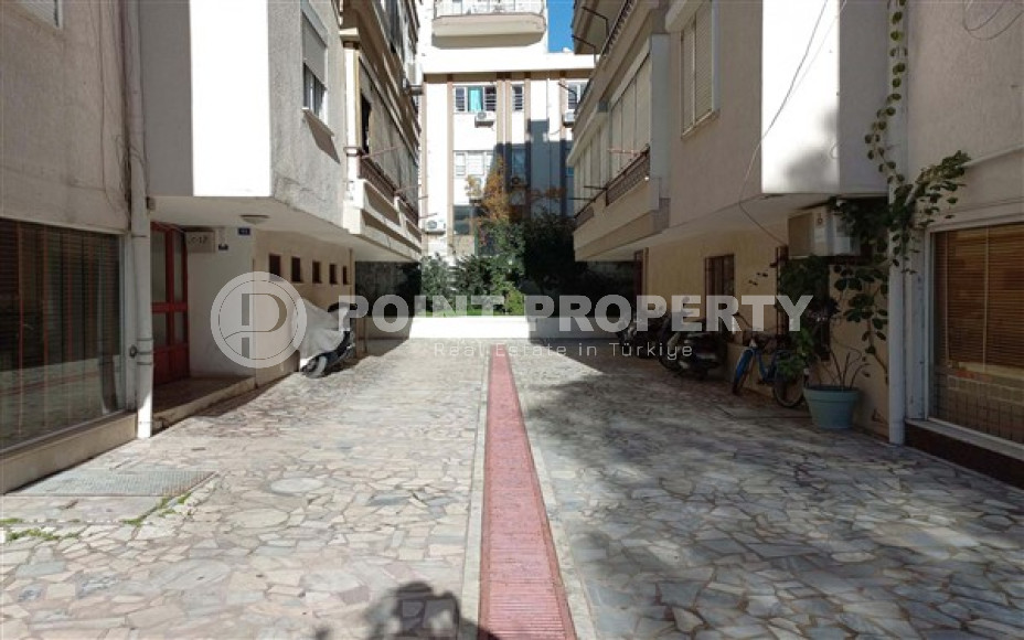 Недорогая квартира 3+1 в турецком доме в центре Аланьи, 150 метров до моря, отдельная кухня-id-3020-фото-18