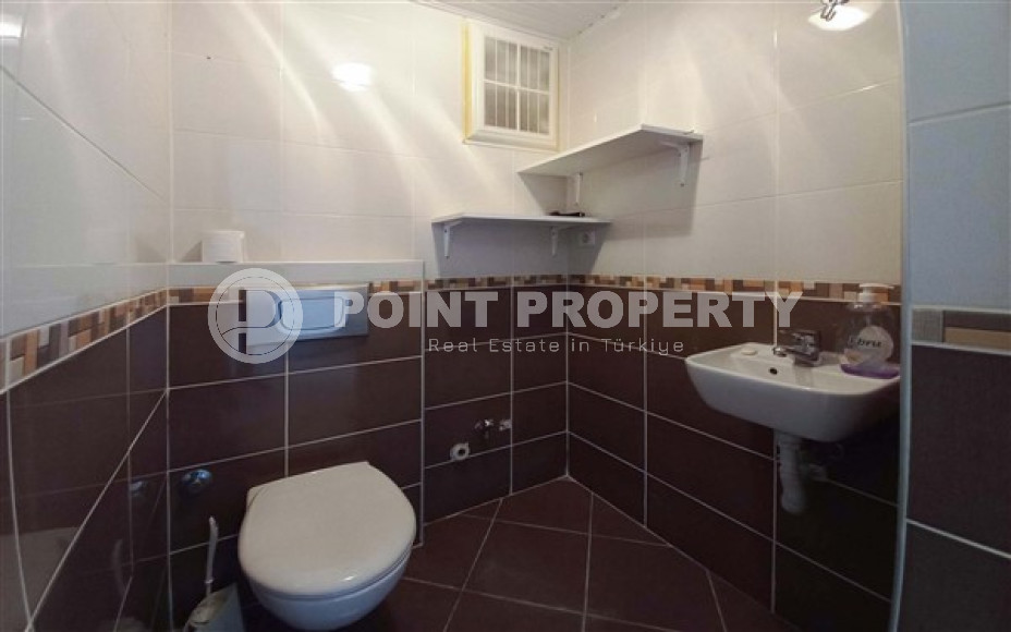 Недорогая квартира 3+1 в турецком доме в центре Аланьи, 150 метров до моря, отдельная кухня-id-3020-фото-19