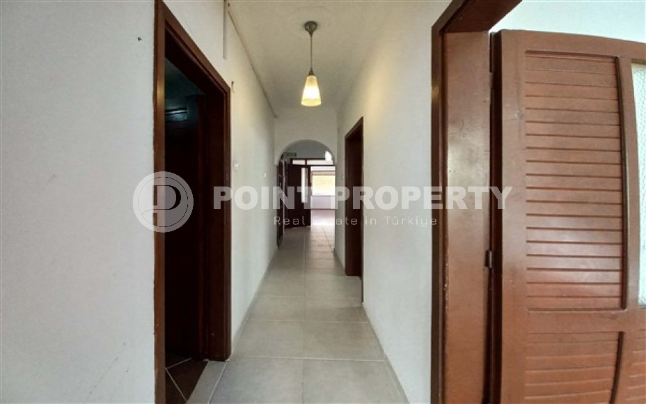 Недорогая квартира 3+1 в турецком доме в центре Аланьи, 150 метров до моря, отдельная кухня-id-3020-фото-25