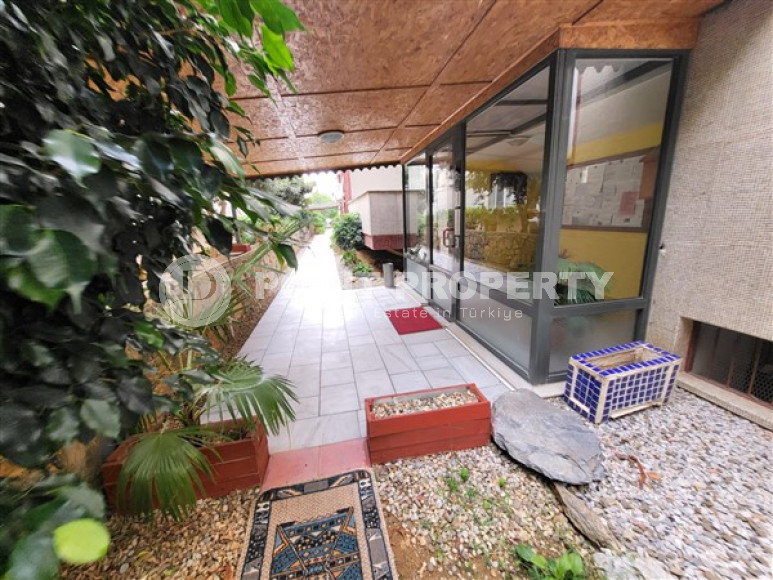 Beautiful furnished 1+1 apartment in Oba, Alanya, overlooking the pool-id-3022-photo-5