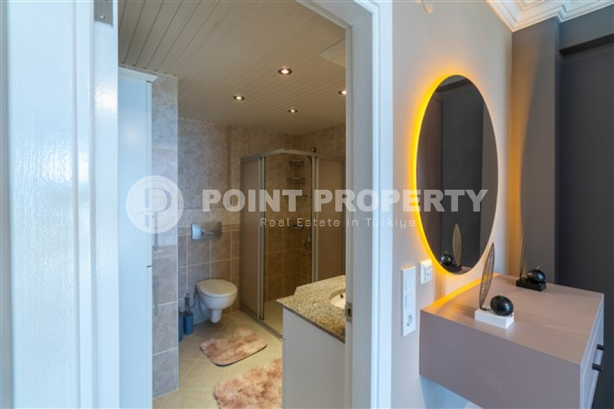 Lovely apartment 2+1, 120 m2, on the tenth floor of a complex with infrastructure, Mahmutlar district-id-3032-photo-25