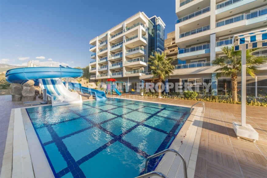 Garden duplex 4+1 with an area of 225 m2 in the Kestel area, just 350 meters from the sea-id-1269-photo-10