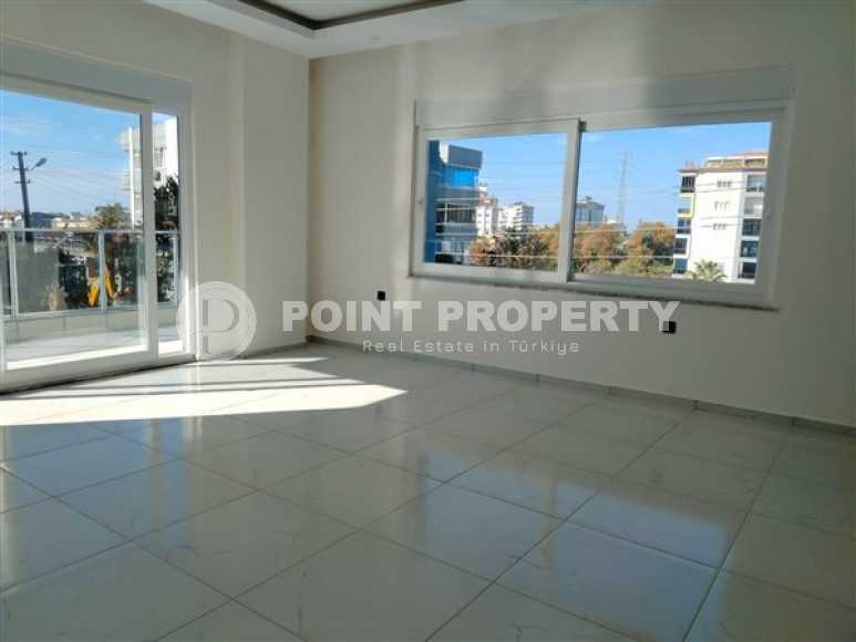 Three-room apartment with a complete renovation of 90 m2, one kilometer from the sea, Avsallar, Alanya-id-3036-photo-13