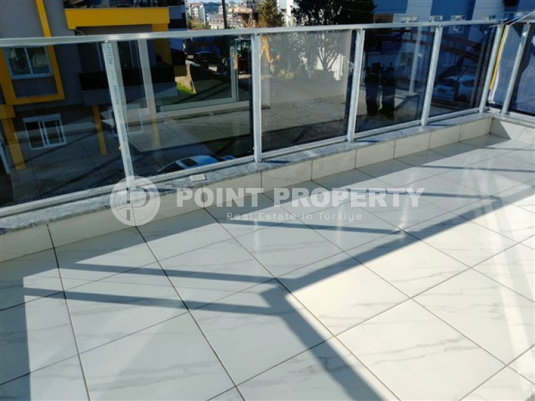 Three-room apartment with a complete renovation of 90 m2, one kilometer from the sea, Avsallar, Alanya-id-3036-photo-14