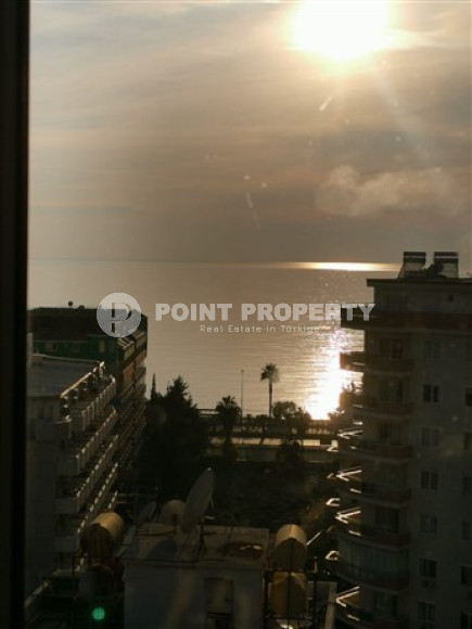 Huge five-room duplex 275 m2, 250 meters from the sea, Mahmutlar, Alanya-id-3040-photo-4
