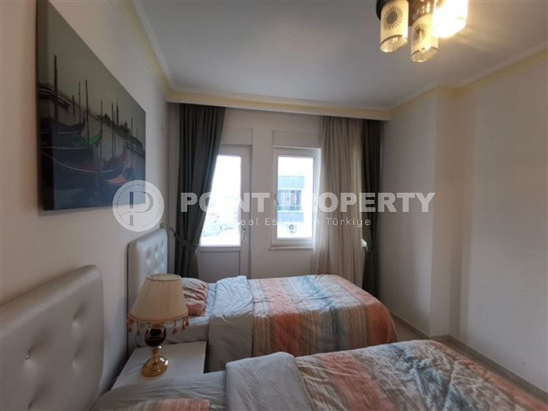 Huge five-room duplex 275 m2, 250 meters from the sea, Mahmutlar, Alanya-id-3040-photo-10