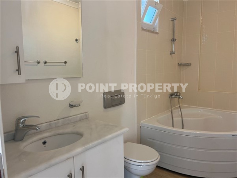 Двухэтажная вилла 3+1 с современным ремонтом и выходом к бассейну, Тепе, Аланья-id-3042-фото-9