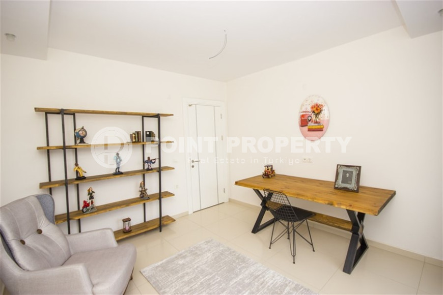 Garden duplex 4+1 with an area of 225 m2 in the Kestel area, just 350 meters from the sea-id-1269-photo-33