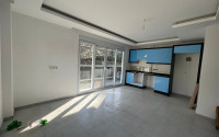 Spacious 1+1 apartment on the ground floor in a new building, Avsallar, Alanya-id-3046-photo-6