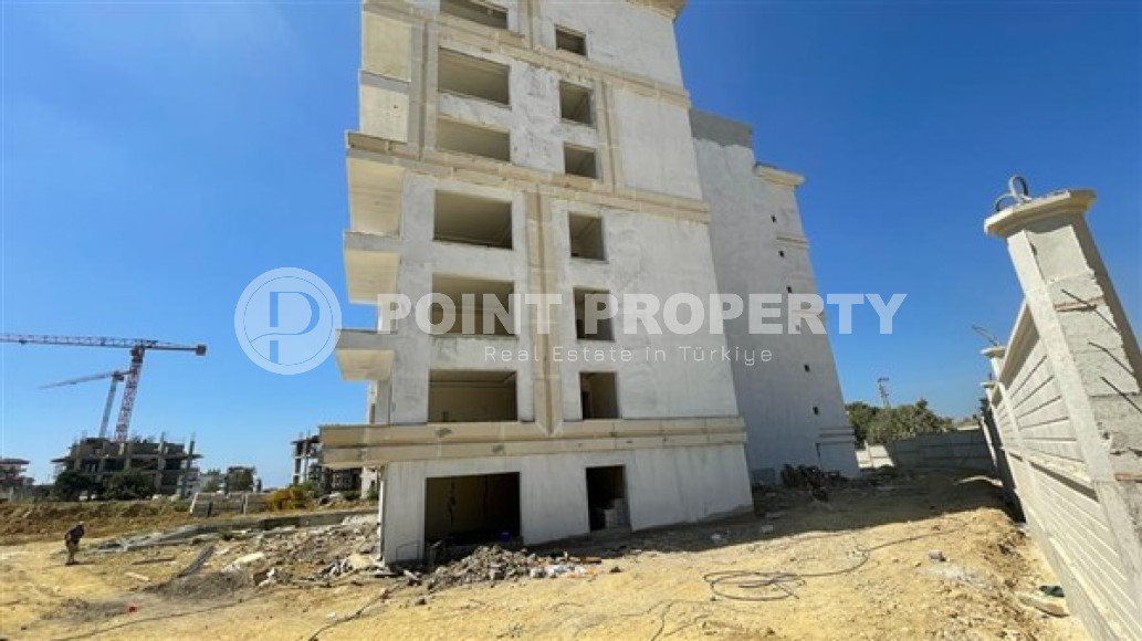 New 1+1 apartment of standard size in a house at the final stage of construction, Avsallar, Alanya-id-3047-photo-6