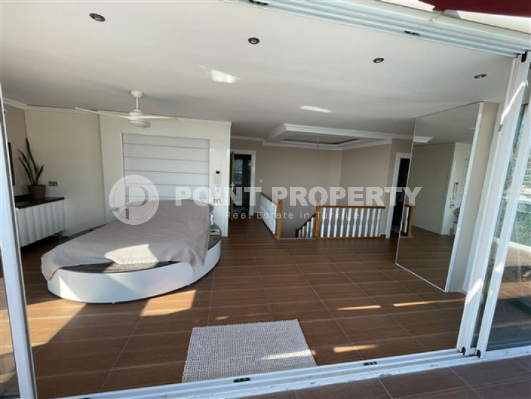 Огромный двухуровневый пентхаус 3+1 с бассейном на крыше, Джикджилли, Аланья-id-3048-фото-4