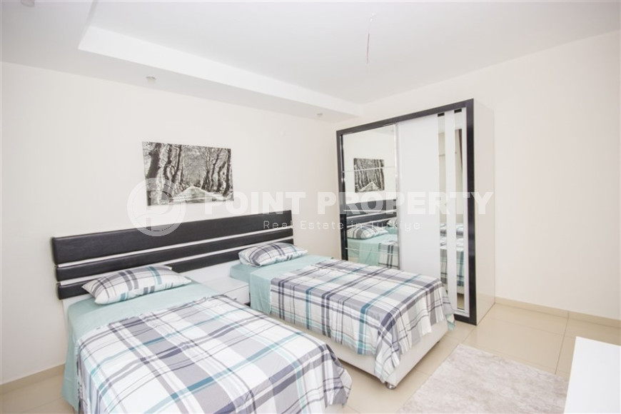 Garden duplex 4+1 with an area of 225 m2 in the Kestel area, just 350 meters from the sea-id-1269-photo-49