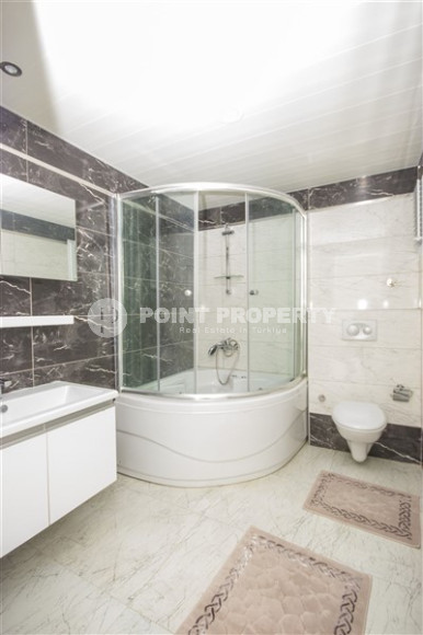 Garden duplex 4+1 with an area of 225 m2 in the Kestel area, just 350 meters from the sea-id-1269-photo-56