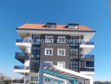Three-room apartment in a new building built in 2022, Upper Oba, Alanya-id-3057-photo-1