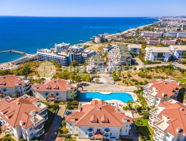 Duplex apartment 3+1 with access to the garden in a complex by the sea, Konakli, Alanya-id-3063-photo-1