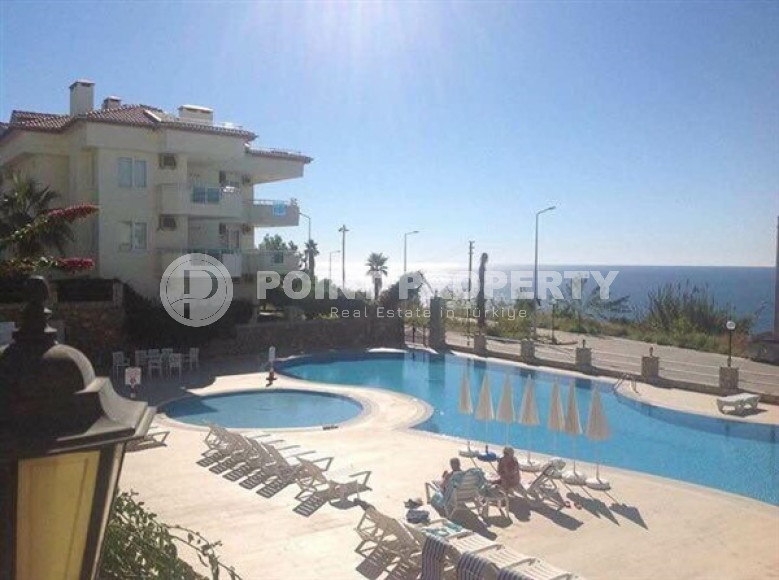 Двухуровневая квартира 3+1 с выходом в сад в комплексе у моря, Конаклы, Аланья-id-3063-фото-15