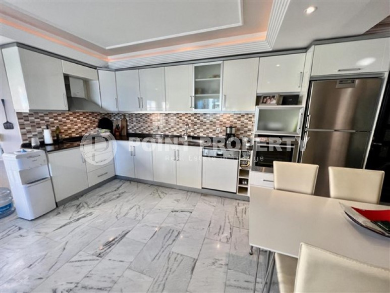 Квартира 3+1 у моря, с большим салоном и балконами с безрамным остеклением, Тосмур, Аланья-id-3064-фото-12