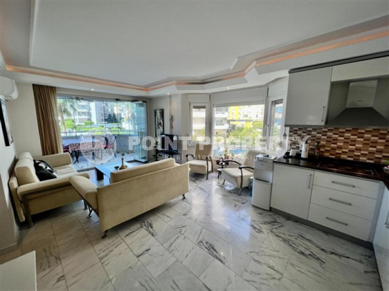 Квартира 3+1 у моря, с большим салоном и балконами с безрамным остеклением, Тосмур, Аланья-id-3064-фото-13