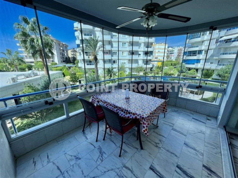 Квартира 3+1 у моря, с большим салоном и балконами с безрамным остеклением, Тосмур, Аланья-id-3064-фото-18