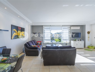 Spacious penthouse 4+2 with sea and mountain views, 225 m2, Oba district. 400 meters to the beach. Suitable for citizenship-id-2552-photo-2