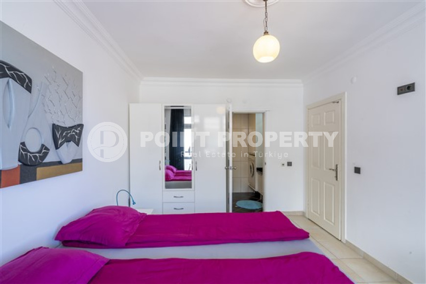 Spacious penthouse 4+2 with sea and mountain views, 225 m2, Oba district. 400 meters to the beach. Suitable for citizenship-id-2552-photo-12