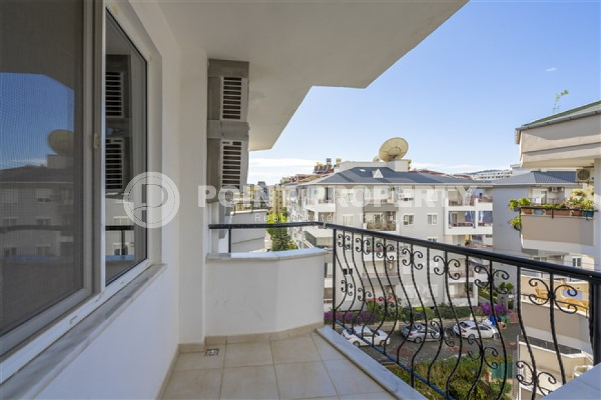 Spacious penthouse 4+2 with sea and mountain views, 225 m2, Oba district. 400 meters to the beach. Suitable for citizenship-id-2552-photo-13