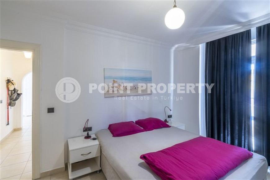 Spacious penthouse 4+2 with sea and mountain views, 225 m2, Oba district. 400 meters to the beach. Suitable for citizenship-id-2552-photo-16