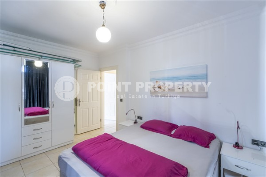 Spacious penthouse 4+2 with sea and mountain views, 225 m2, Oba district. 400 meters to the beach. Suitable for citizenship-id-2552-photo-17