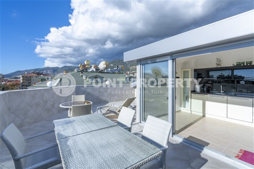 Spacious penthouse 4+2 with sea and mountain views, 225 m2, Oba district. 400 meters to the beach. Suitable for citizenship-id-2552-photo-20