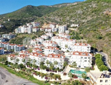 Трёхкомнатная светлая квартира 100 м2, центр Аланьи, первый этаж с видом на сад-id-3071-фото-2