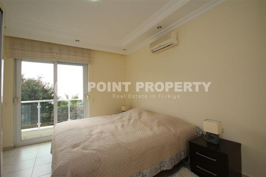 Трёхкомнатная светлая квартира 100 м2, центр Аланьи, первый этаж с видом на сад-id-3071-фото-11