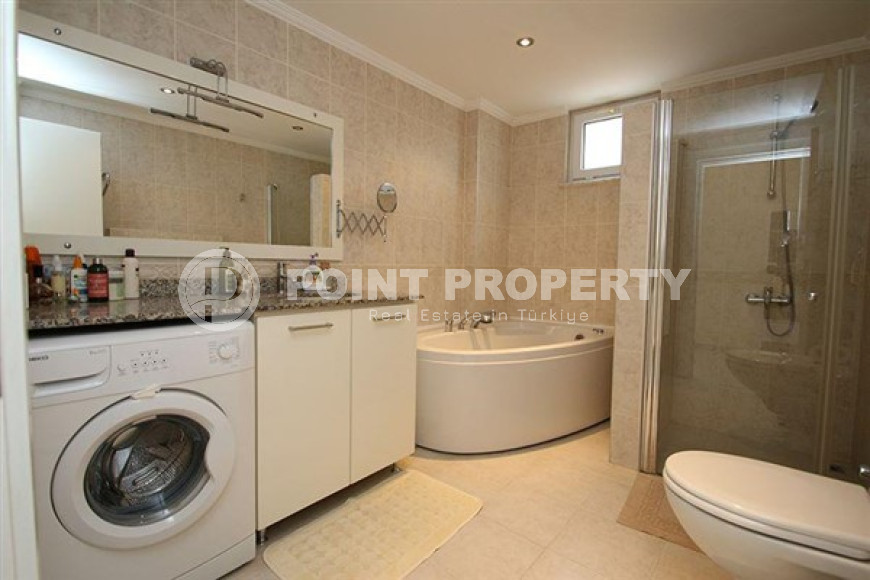 Трёхкомнатная светлая квартира 100 м2, центр Аланьи, первый этаж с видом на сад-id-3071-фото-17