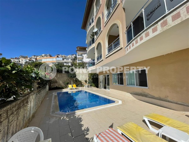 Comfortable duplex with a large area of 200 m2, the center of Alanya, with three bathrooms-id-3072-photo-3
