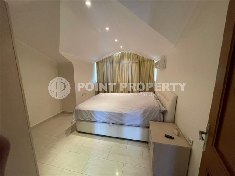 Comfortable duplex with a large area of 200 m2, the center of Alanya, with three bathrooms-id-3072-photo-13