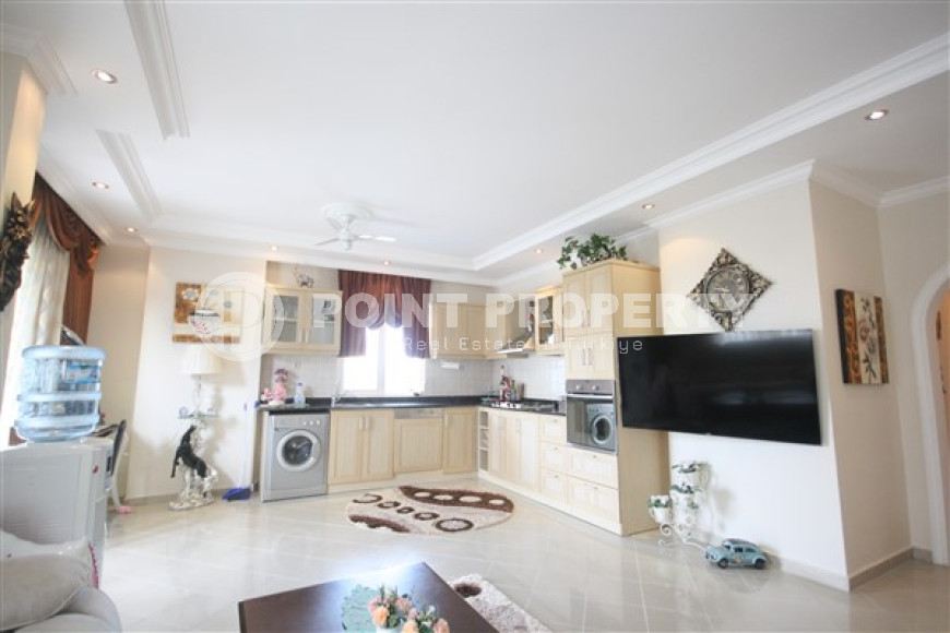 Большая трёхкомнатная квартира 140 м² с мебелью, 600 метров до моря, Тосмур, Аланья-id-3078-фото-5