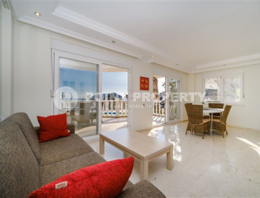 Очаровательная дуплексная вилла с двумя просторными балконами, центр Аланьи, Тепе-id-3079-фото-2