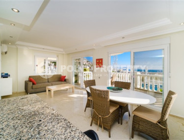 Очаровательная дуплексная вилла с двумя просторными балконами, центр Аланьи, Тепе-id-3079-фото-5