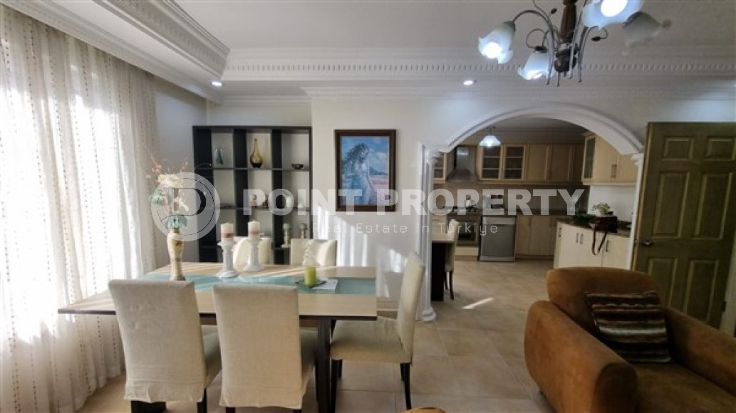 Просторная и готовая к проживанию квартира 110 м2, центр Аланьи, с мебелью-id-3080-фото-2