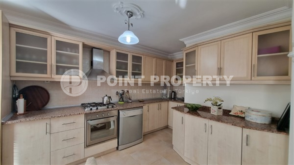 Просторная и готовая к проживанию квартира 110 м2, центр Аланьи, с мебелью-id-3080-фото-10