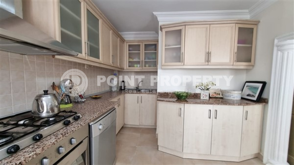 Просторная и готовая к проживанию квартира 110 м2, центр Аланьи, с мебелью-id-3080-фото-11