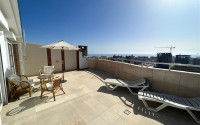 Spacious apartment with mountain and sea views in Mahmutlar 210 sq.m.-id-1273-photo-2