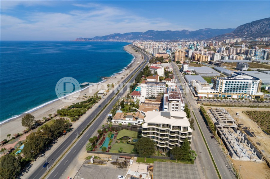 Two-room apartment 67 m2 on the first line of the sea in Kargicak, Alanya-id-3085-photo-12