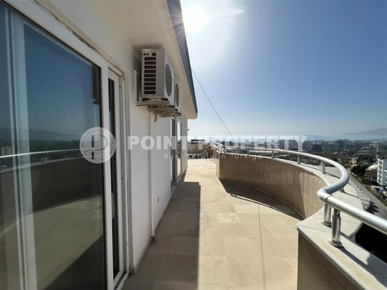 Spacious apartment with mountain and sea views in Mahmutlar 210 sq.m.-id-1273-photo-8